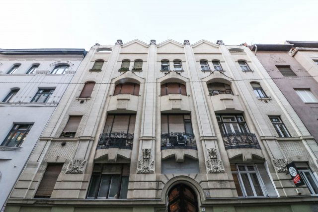 Eladó téglalakás, Budapesten, VII. kerületben 49.9 M Ft