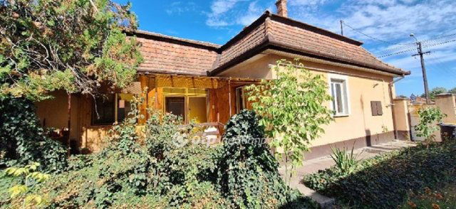 Eladó családi ház, Kaskantyún 23 M Ft, 3+1 szobás