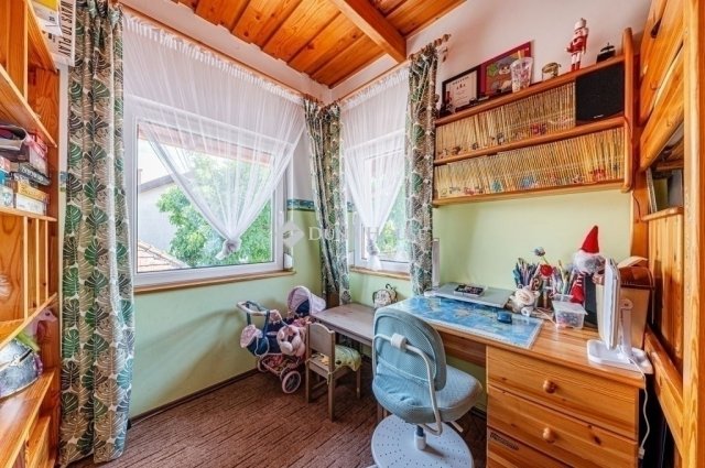Eladó családi ház, Budapesten, XVIII. kerületben 193 M Ft