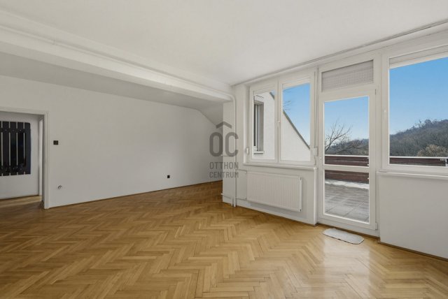 Eladó téglalakás, Budapesten, XII. kerületben 160 M Ft, 3 szobás