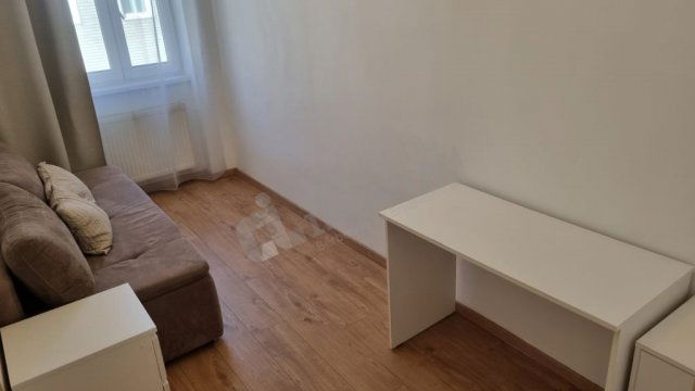 Kiadó téglalakás, albérlet, VII. kerületben, Wesselényi utcában