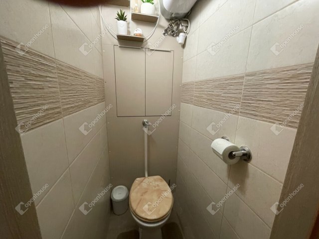 Eladó panellakás, Hajdúböszörményen 64 M Ft, 2 szobás