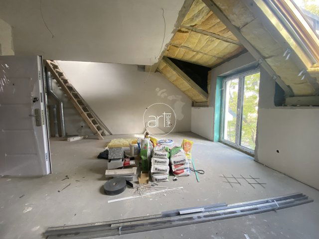 Eladó téglalakás, Szegeden 72 M Ft, 3 szobás