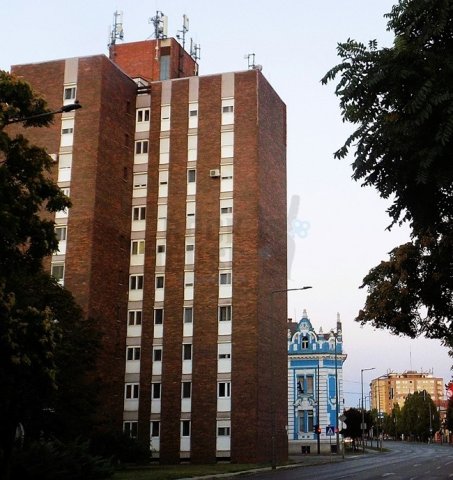 Eladó téglalakás, Békéscsabán 44.5 M Ft, 3 szobás