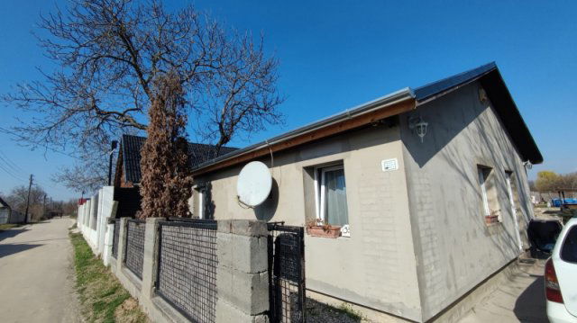 Eladó családi ház, Pilisen 20.5 M Ft, 3 szobás