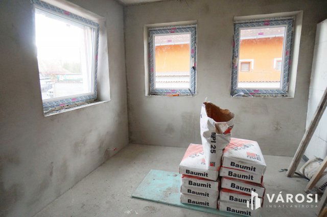 Eladó családi ház, Gyálon 125.9 M Ft, 5 szobás