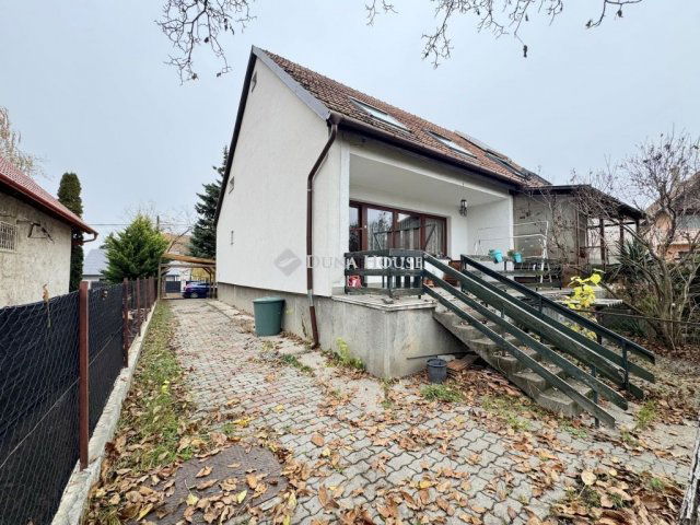 Eladó ikerház, Budapesten, XVI. kerületben 130 M Ft, 4+1 szobás