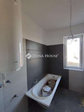 Eladó ikerház, Budapesten, XVIII. kerületben 125 M Ft, 5 szobás