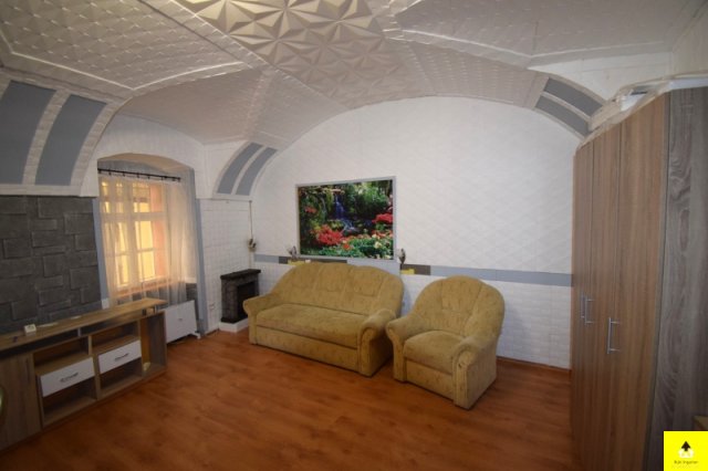 Eladó téglalakás, Kőszegen 24.9 M Ft, 1 szobás