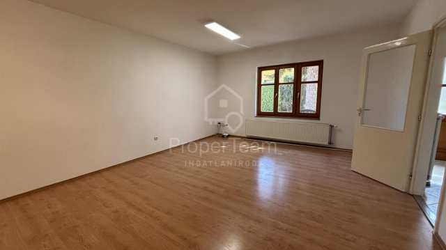 Kiadó téglalakás, albérlet, Tatán 200 E Ft / hó, 2+2 szobás