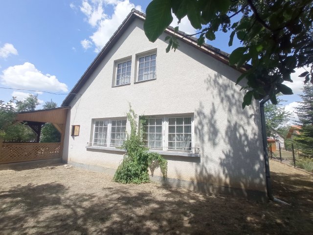 Eladó családi ház, Balatonszemesen 85 M Ft, 6 szobás