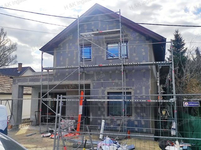 Eladó családi ház, Gödön 184.9 M Ft, 5 szobás