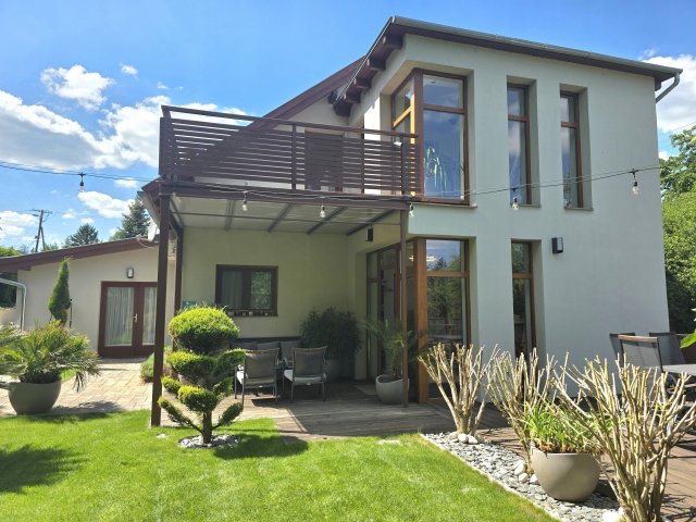 Eladó családi ház, Balatonalmádiban, Kompolthy utcában 299 M Ft