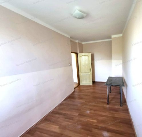 Kiadó téglalakás, albérlet, Tatabányán 160 E Ft / hó
