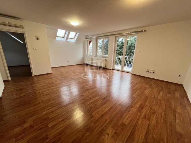 Kiadó téglalakás, albérlet, Budapesten, XXII. kerületben