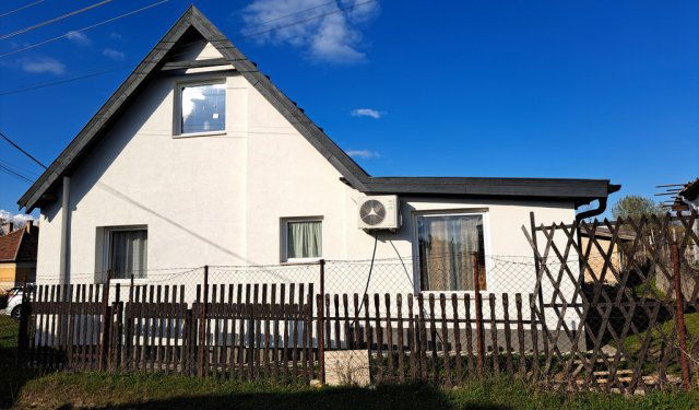 Eladó családi ház, Pilisen, Pipacs utcában 32.9 M Ft, 2 szobás