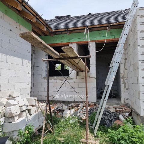 Eladó ikerház, Dabason 35 M Ft, 4 szobás / költözzbe.hu