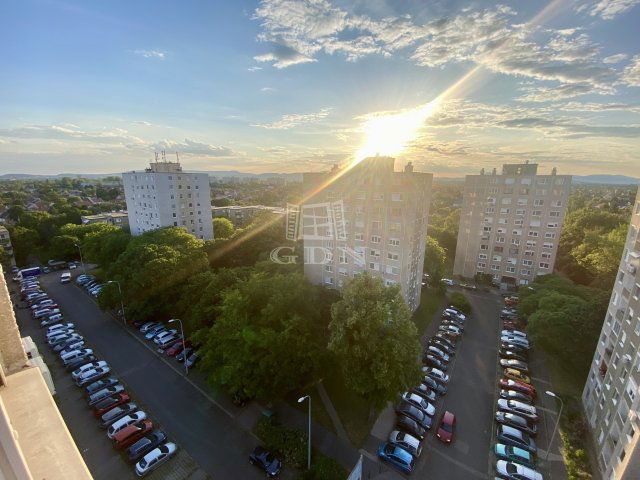 Eladó panellakás, Budapesten, XV. kerületben 48.5 M Ft