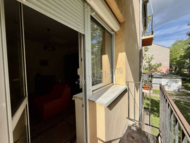 Eladó téglalakás, Oroszlányban, Rákóczi Ferenc úton 32.5 M Ft