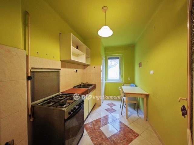 Eladó téglalakás, Budapesten, IV. kerületben 46.5 M Ft, 1 szobás