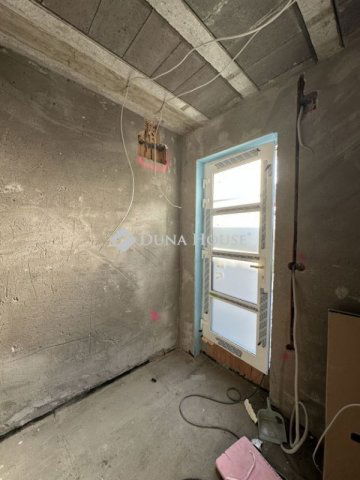 Eladó ikerház, Vecsésen 105 M Ft, 4 szobás