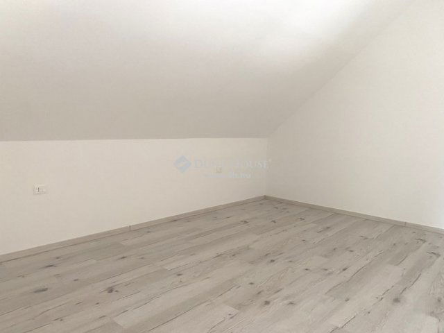 Eladó családi ház, Üllőn 85 M Ft, 4 szobás