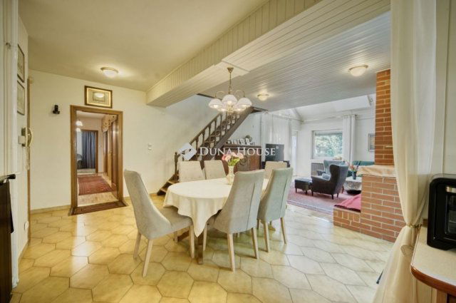 Eladó családi ház, Budapesten, XVIII. kerületben 215.84 M Ft