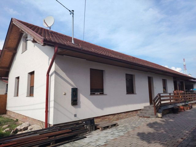 Eladó családi ház, Ócsán 200 M Ft, 4 szobás