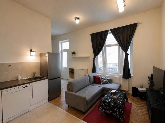 Eladó téglalakás, Budapesten, II. kerületben, Lövőház utcában