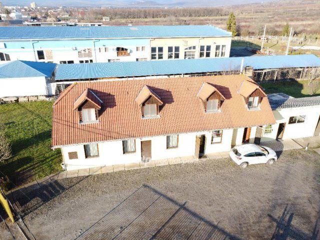 Eladó ipari ingatlan, Gyöngyösön 219 M Ft / költözzbe.hu