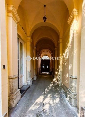 Eladó téglalakás, Budapesten, VII. kerületben 94.5 M Ft