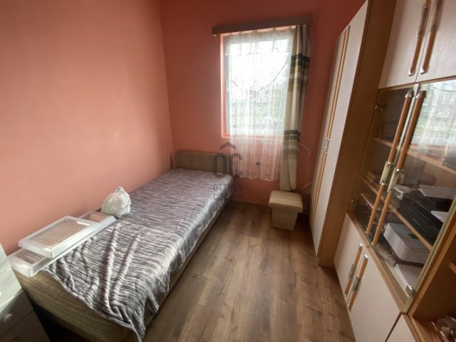 Eladó családi ház, Tápiószőlősön 15.5 M Ft, 2 szobás