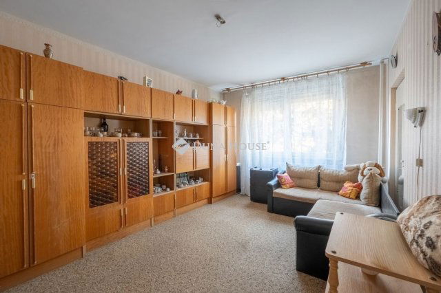 Eladó panellakás, Tatabányán 30.99 M Ft, 2 szobás