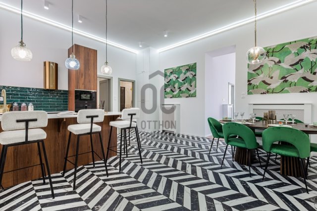 Eladó téglalakás, Budapesten, VI. kerületben 185 M Ft, 3 szobás