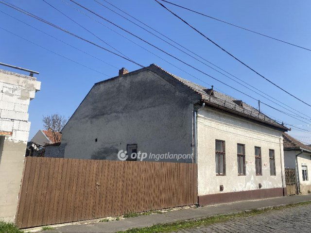 Eladó családi ház, Balassagyarmaton 25.9 M Ft, 2 szobás