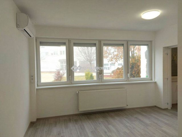 Kiadó téglalakás, albérlet, Kiskőrösön, Bajcsy-Zsilinszky utcában