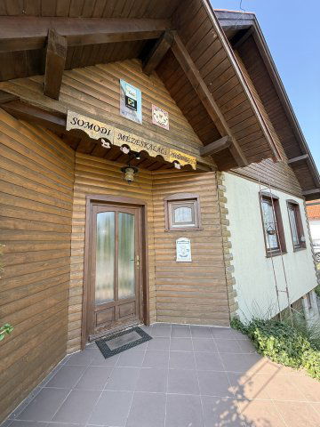 Eladó családi ház, Herenden 128 M Ft, 4+1 szobás