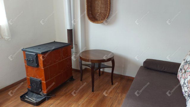 Eladó családi ház, Csanádapácán 15 M Ft, 2 szobás