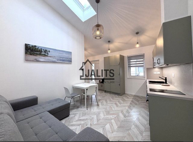 Kiadó téglalakás, albérlet, IX. kerületben, Márton utcában