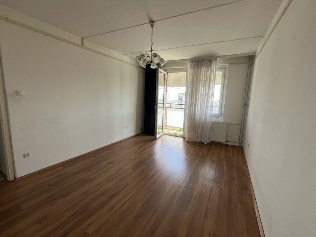 Eladó panellakás, Miskolcon 23.9 M Ft, 1+2 szobás