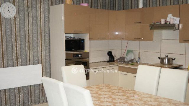 Eladó családi ház, Csányon 27 M Ft, 3 szobás