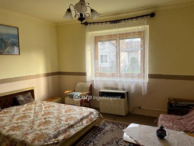 Eladó családi ház, Mikófalván 19.8 M Ft, 2 szobás