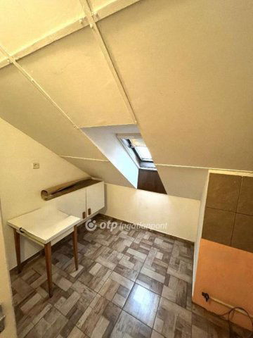 Eladó téglalakás, Salgótarjánban 8.9 M Ft, 1+1 szobás