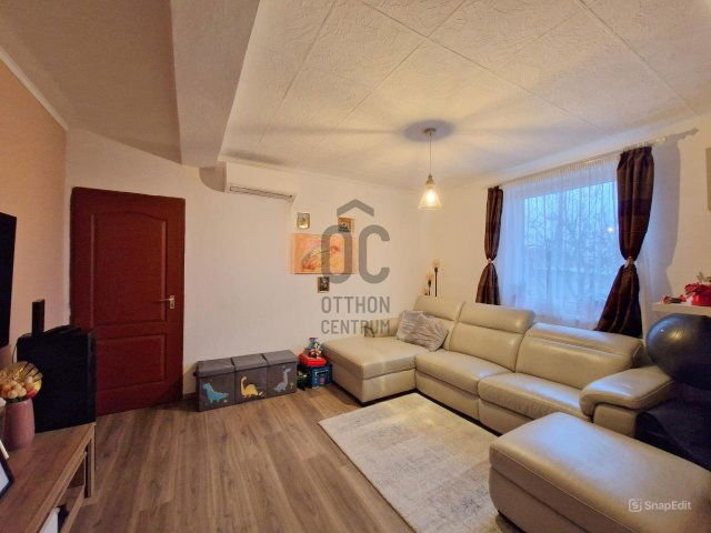 Eladó ikerház, Monoron 78.5 M Ft, 3 szobás / költözzbe.hu