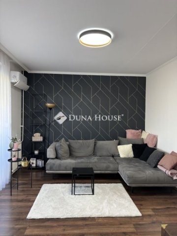 Eladó téglalakás, Debrecenben 74.9 M Ft, 2 szobás