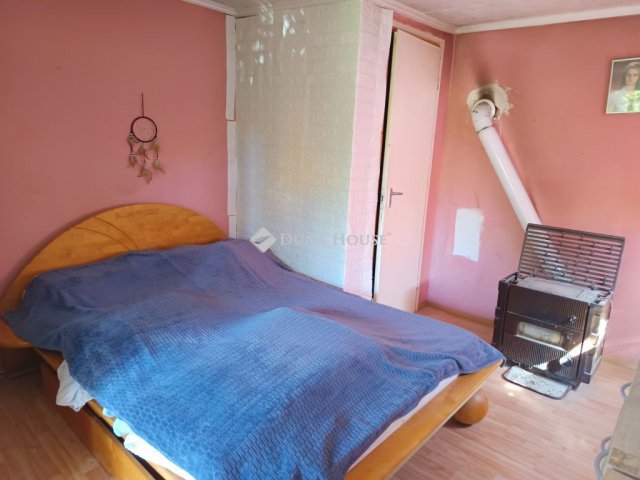 Eladó családi ház, Kaposváron, Kismező utcában 9 M Ft