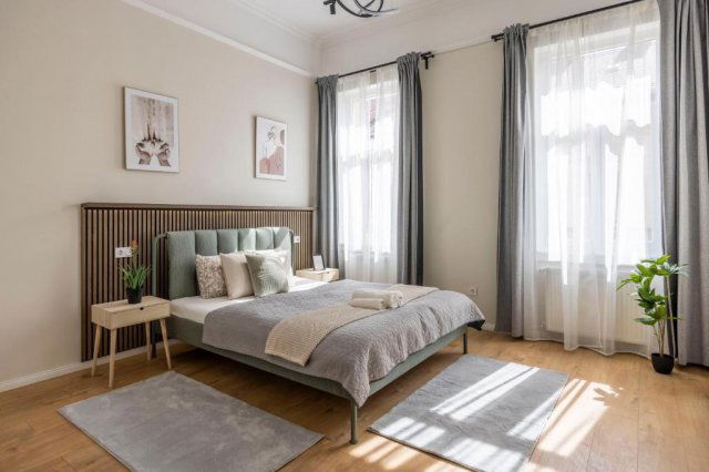 Eladó téglalakás, Budapesten, VI. kerületben, Izabella utcában