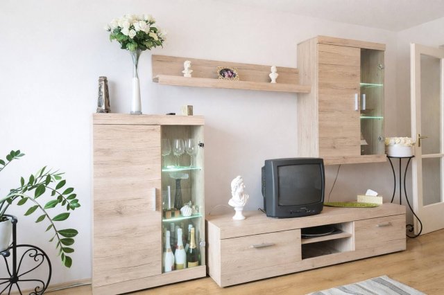 Eladó panellakás, Debrecenben 69.9 M Ft, 3 szobás