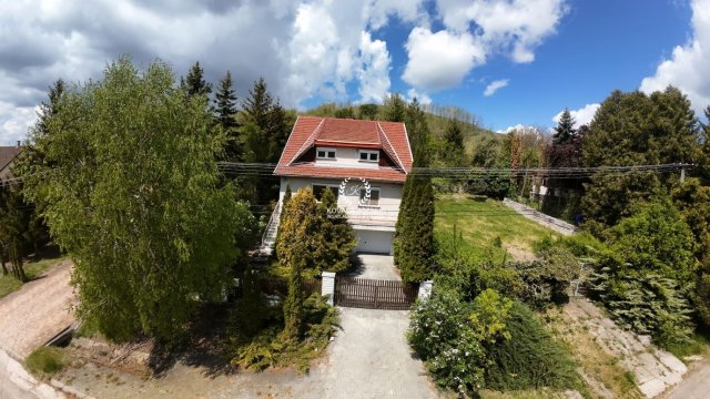 Eladó családi ház, Ózdon 29.9 M Ft, 3 szobás