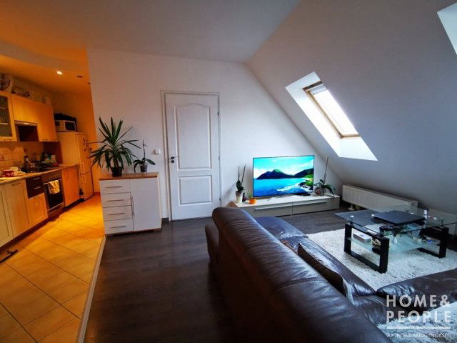 Eladó téglalakás, Szegeden 54.99 M Ft, 3 szobás